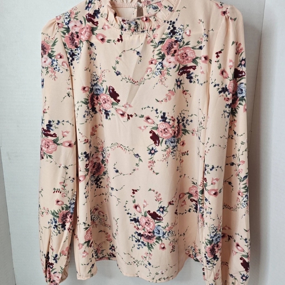 Floral Long-Sleeve Blouse in Blush Pink